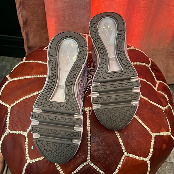 Just so so shoes - Picture 7 of 7